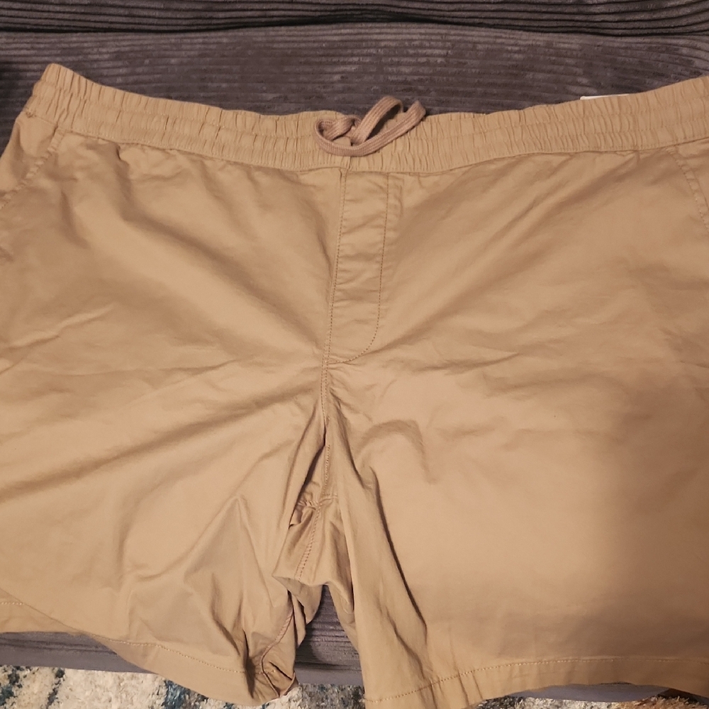 Sonoma Men's Light Brown Flat Front Shorts